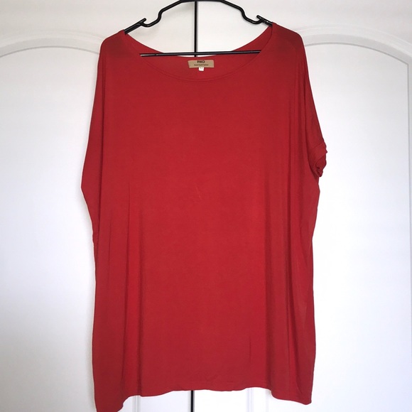 Piko 1988 Tops - PIKO Red Short Sleeve Shirt
